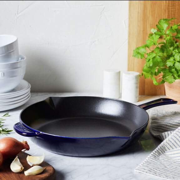 Staub Round 10.25"/26cm Fry Pan Dark Blue