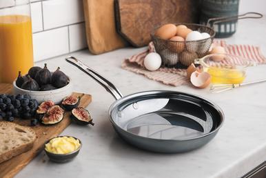 Hestan NanoBond 8.5" Skillet