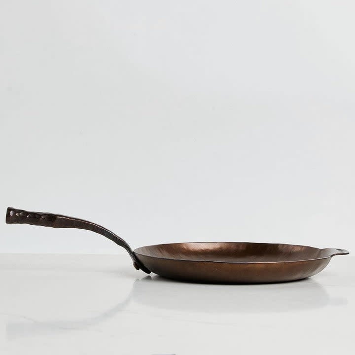 Smithey Carbon Steel Farmhouse Skillet 12 inch *Price includes $56 Tariff